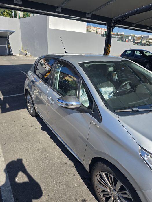 Peugeot 208 pure tech -  2017