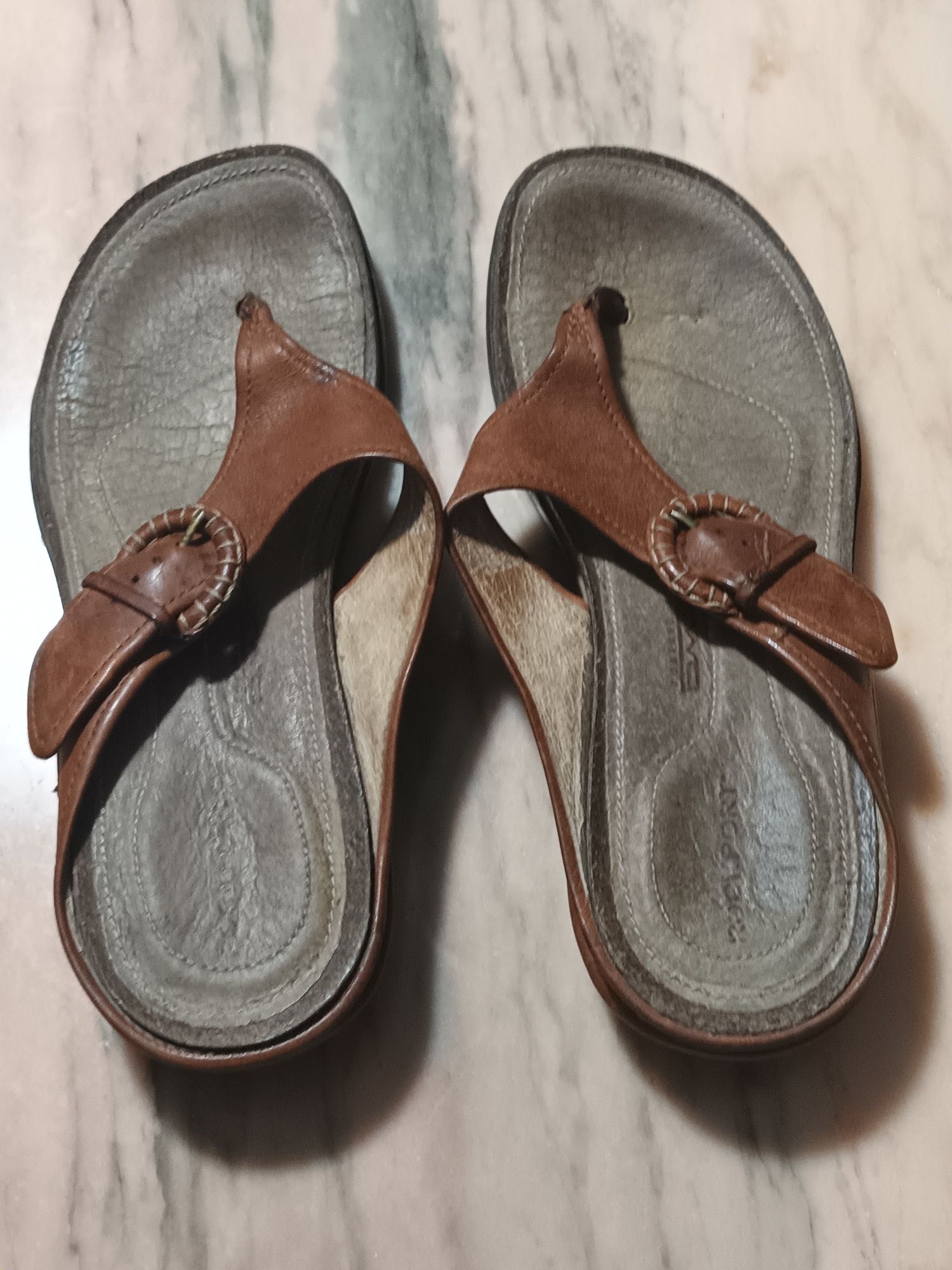 Chinelos Rockport