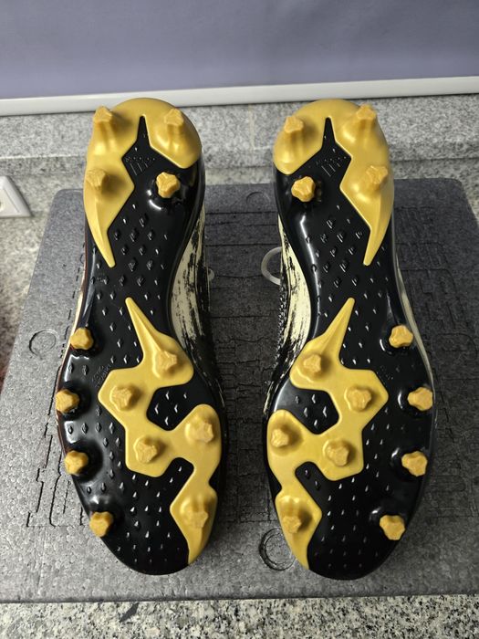 Chuteiras Adidas Predator AG