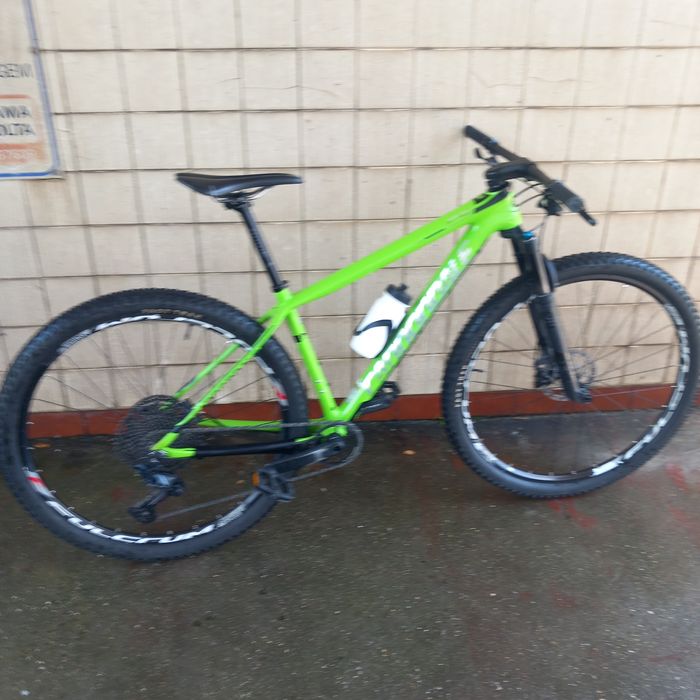 Bicicleta de btt cannondale