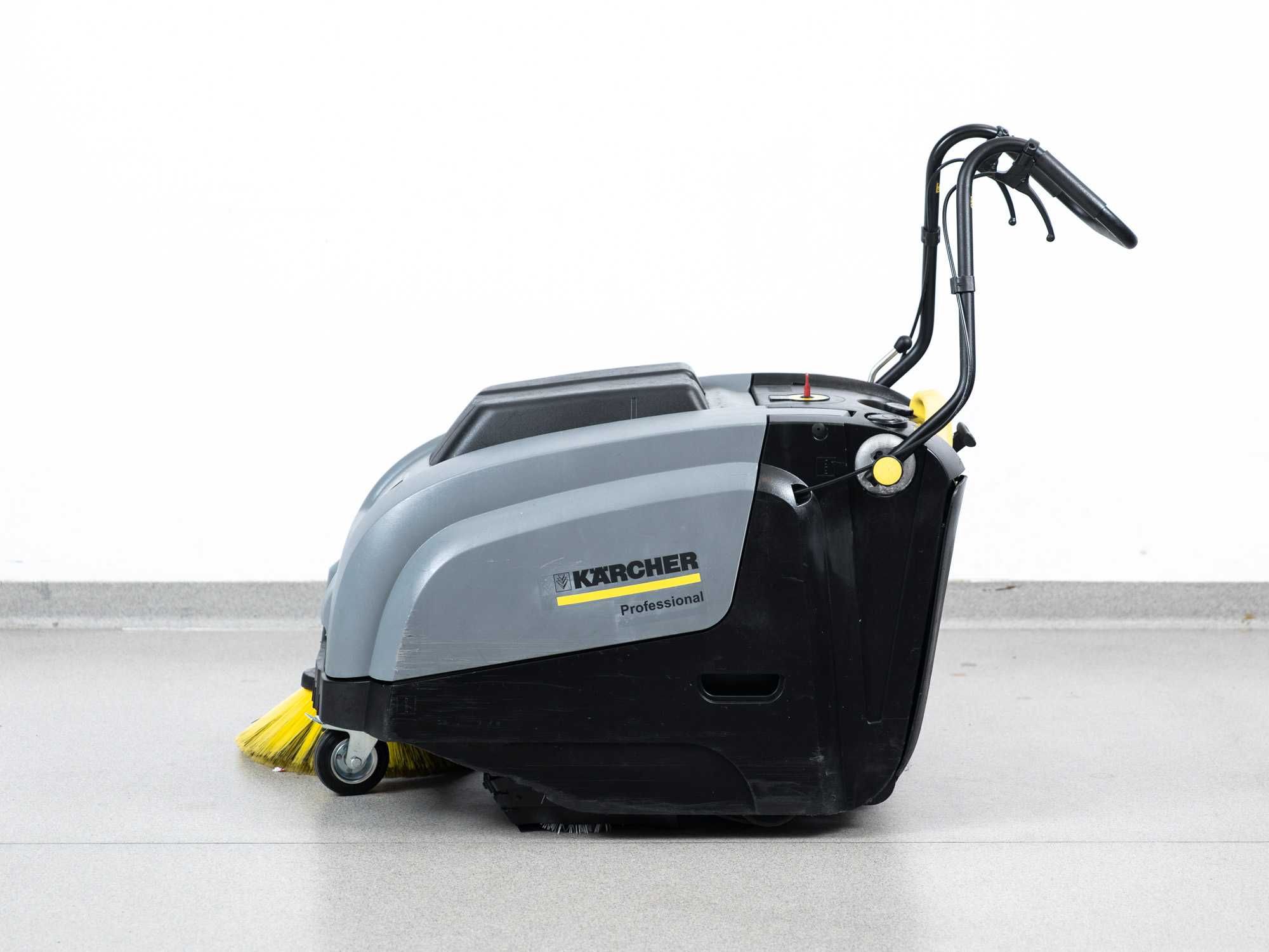 ZAMIATARKA KARCHER KM 75/40 W Bp NOWE BATERIE 2016r 3375m²/h 8000netto