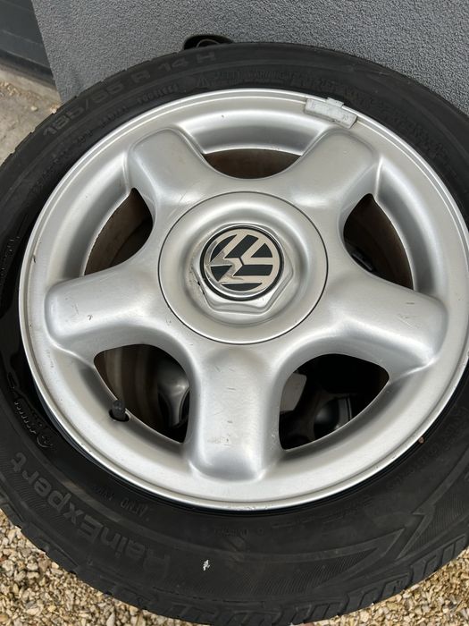 Sprzedam opony z felgami