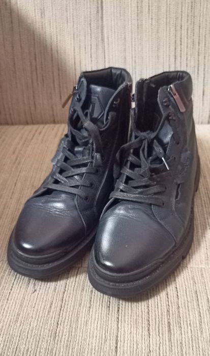 Чоловічі зимові черевики 44 розміру