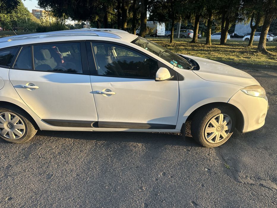 Рено меган 3 універсал