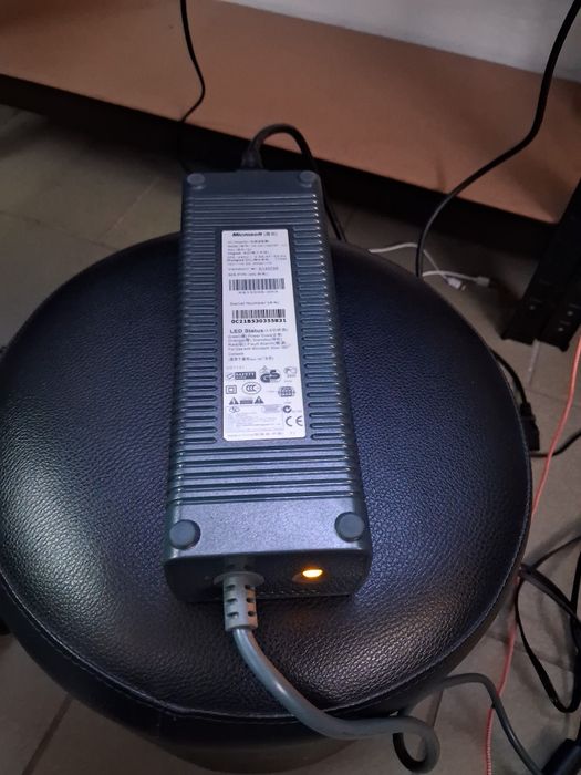 Xbox 360 Elite 120 GB – zasilacz oryginalny – bez pada –