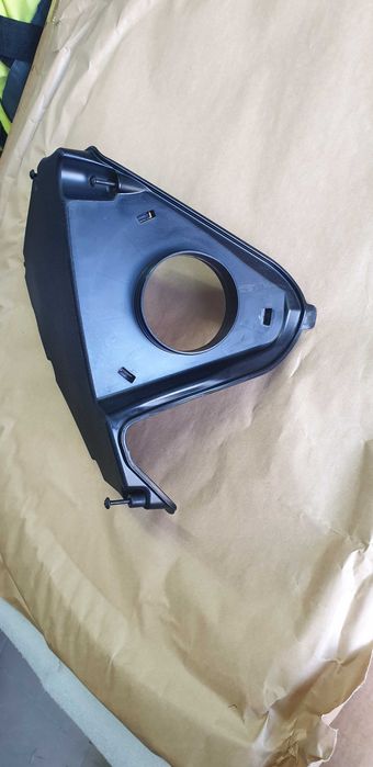 Кришка корпуса фільтра audi Q5 21-24