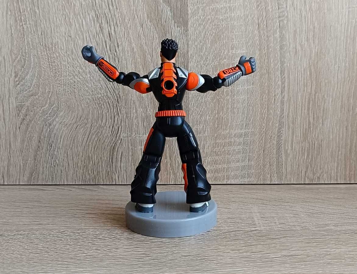 Vintage figurka Action Man - A.T.O.M. Hasbro 2005
