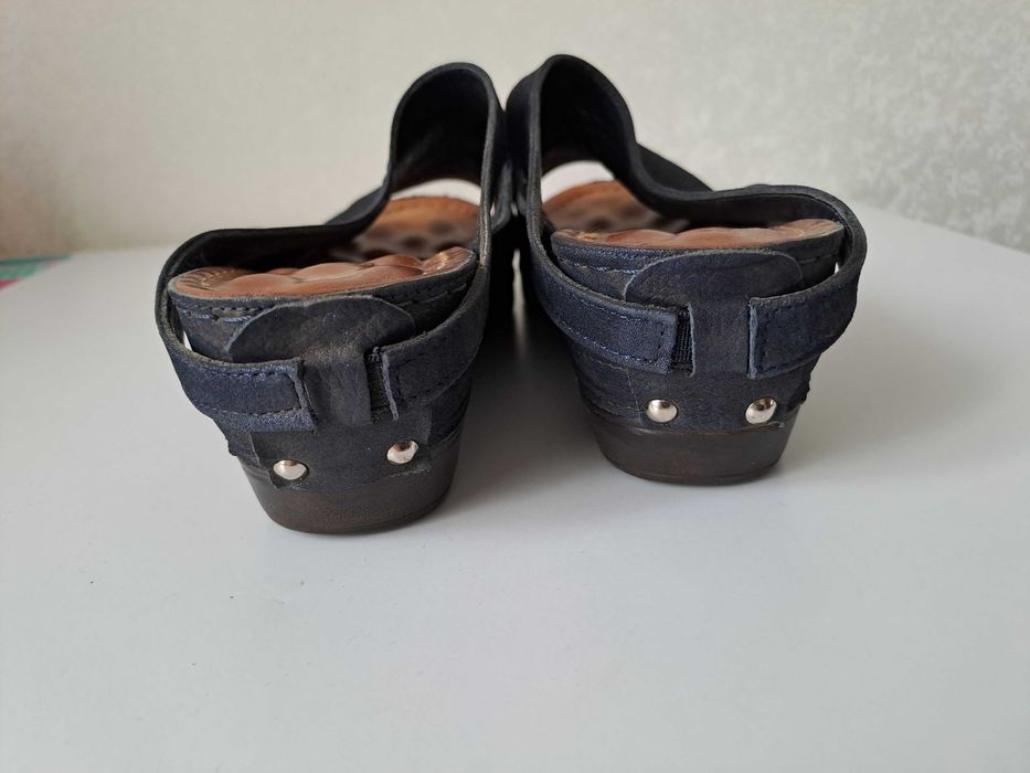 жіночі шкіряні шльопанці, босоніжки р.39 La Pinta