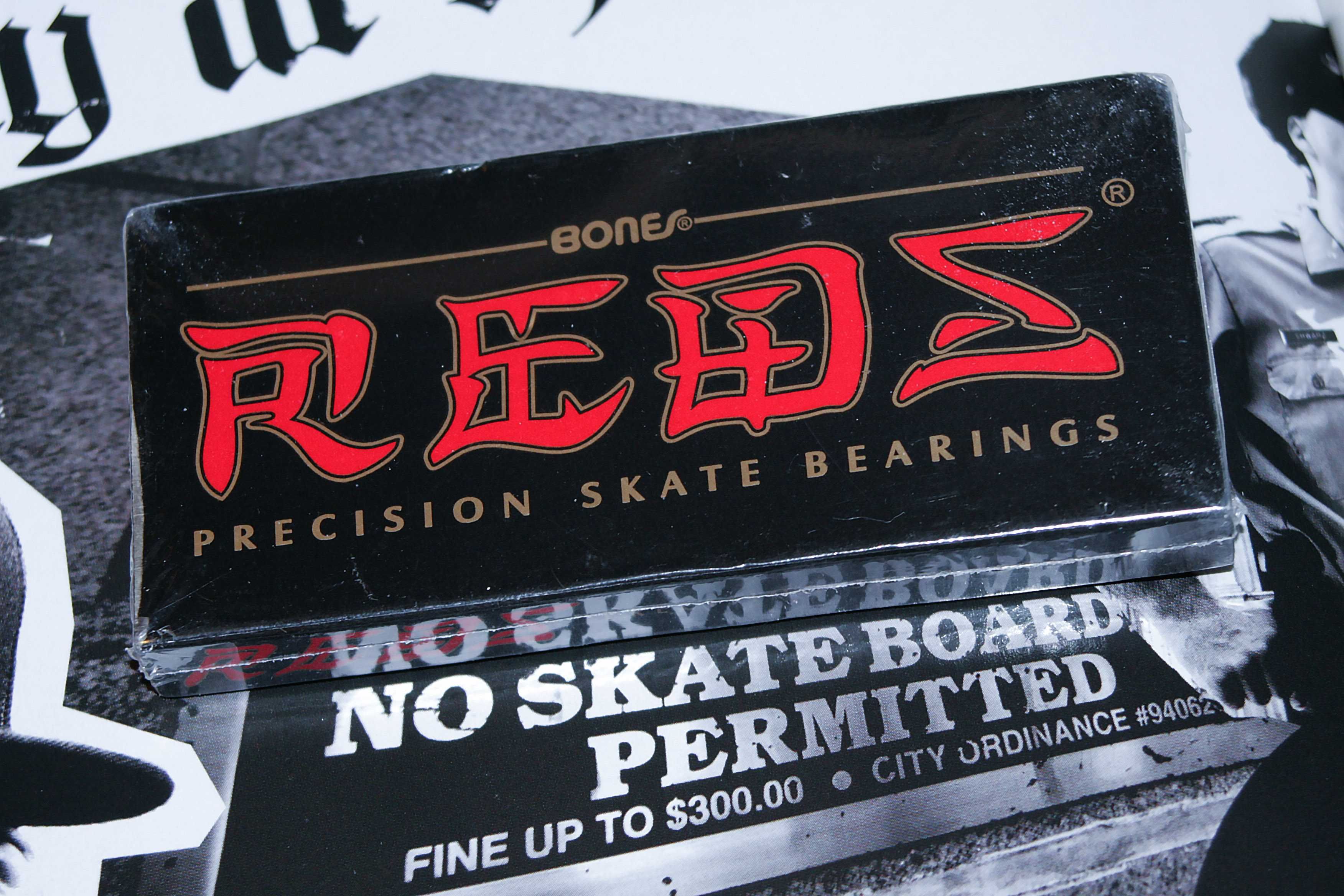 Профессиональные подшипники для скейта Bones REDS | Скейт / Скейтборд