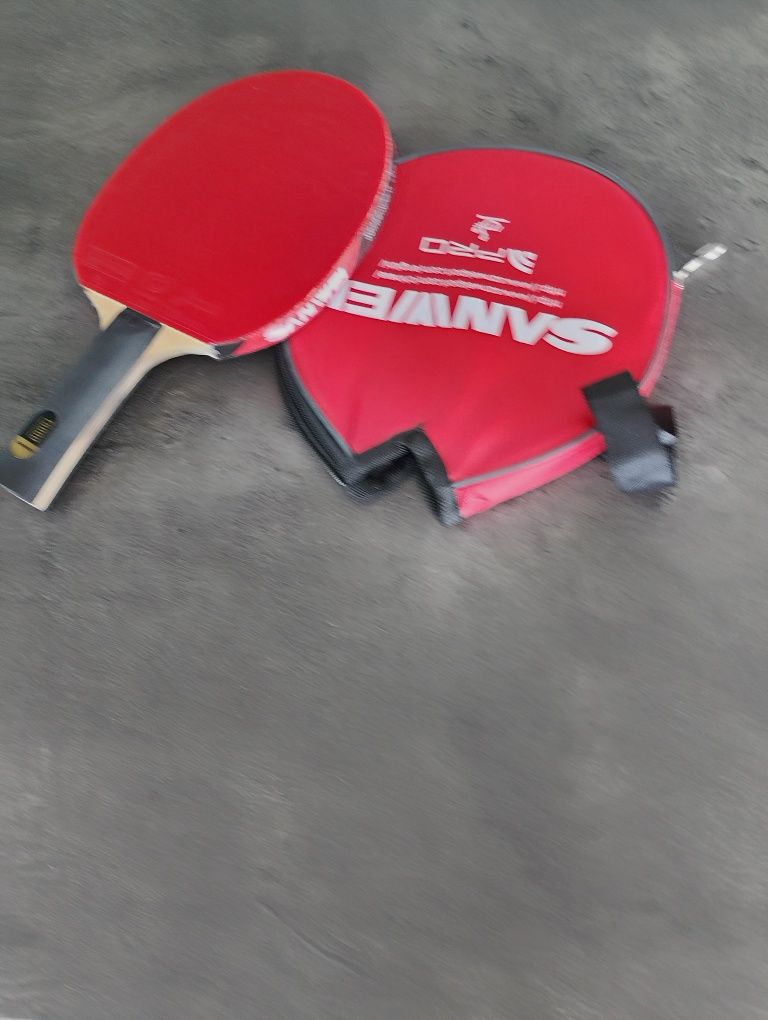 Sprzedam zlozona rakietkę do tenisa sunwei t5000 + 2x Mercury II soft