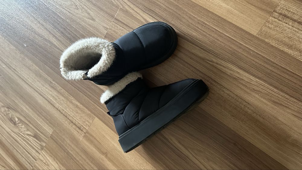 Зимові сапожки zara дутіки 35