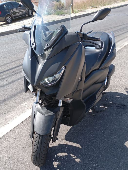 Yamaha X-max 125