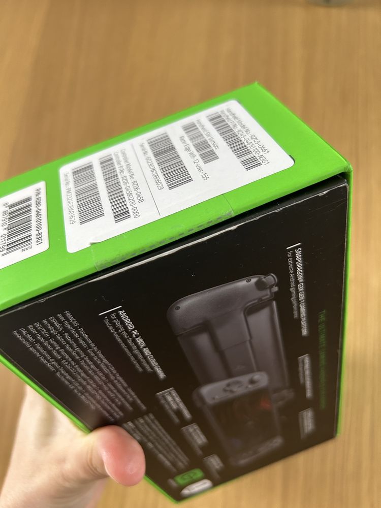 Razer Edge WiFi + Kishi V2 Pro Bundle
