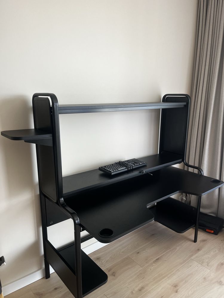 Biurko fredde ikea