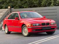 BMW Seria 5 535i Manual Czerwona V8 bez Vanosów Tunel w skórze Fotele komf Nappa