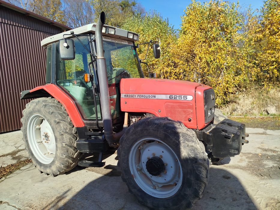 Massey Ferguson 6255
