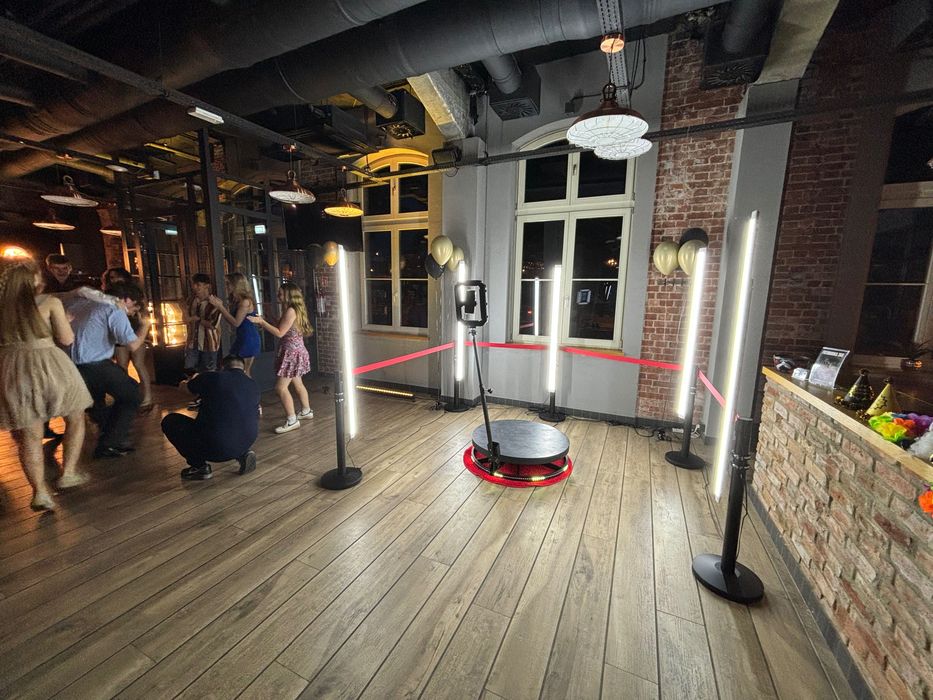 Fotobudka 360 Bydgoszcz! Wesele, urodziny, impreza firmowa