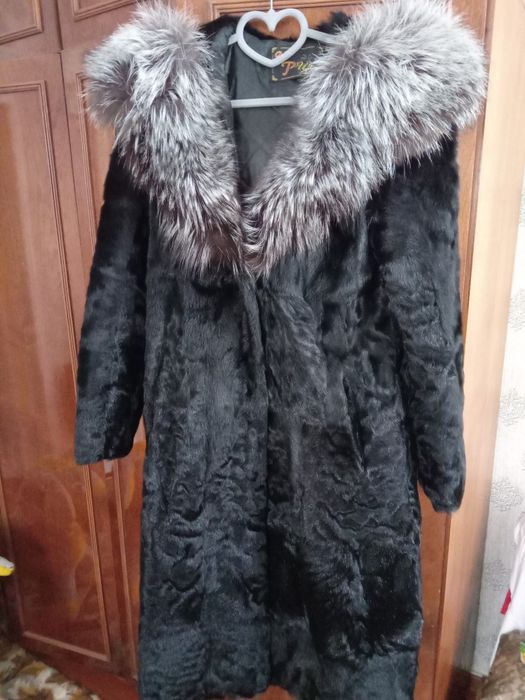 Продам шубу(натуральне хутро)