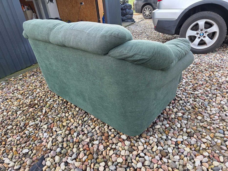 Wygodna Sofa Dwuosobowa!!