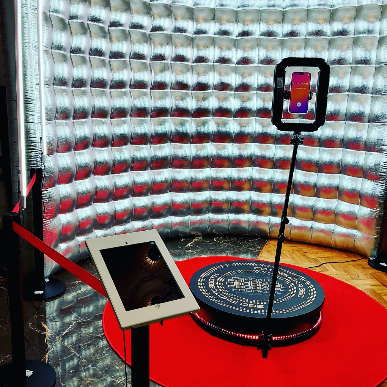Nowość Fotobudka AI / Klasyczna / 360 / Biały Mis Foto / BarmixDrink