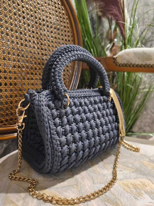 Torebka ręcznie robiona na szydełku grafit