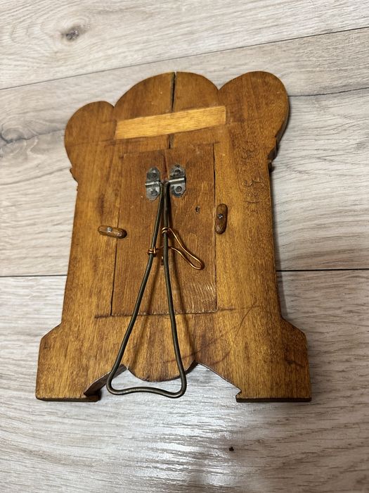 Антикварна різьблена дерев’яна рамка (1930-ті, Карпати)