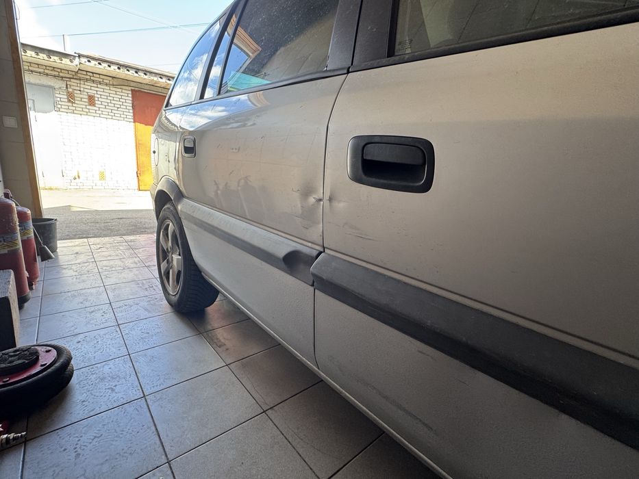 Продам свій Opel Zafira Sport 2.0dti