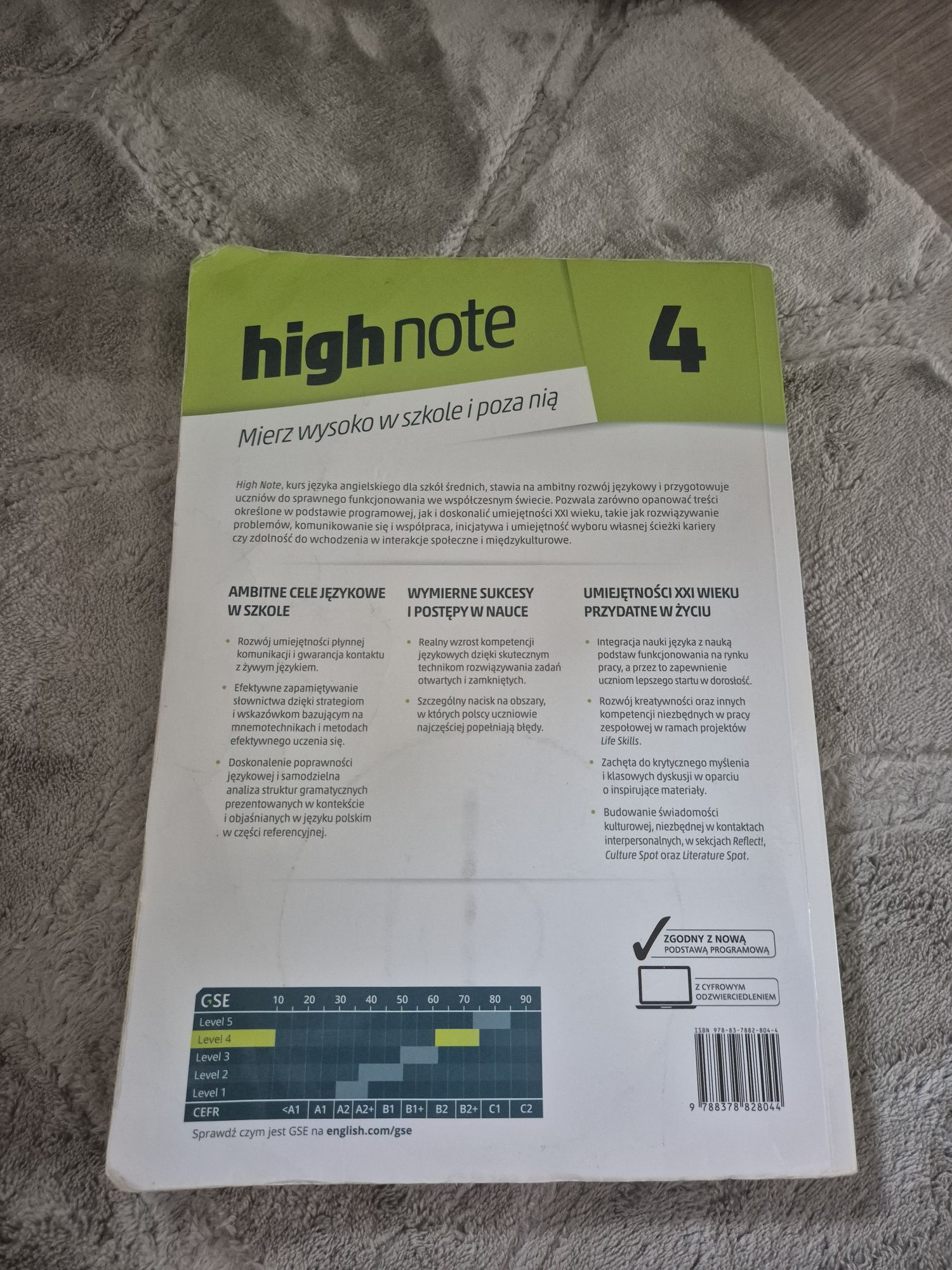 High note 4 studentów book