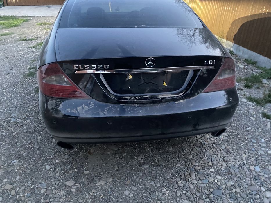 Задні фонарі mercedes benz cls c219