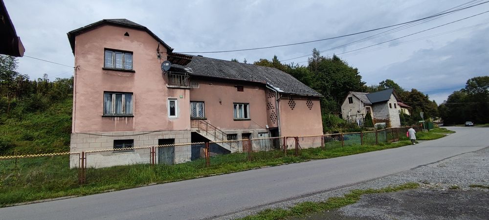 Stary Dom wolnostojący Pewel Ślemienska