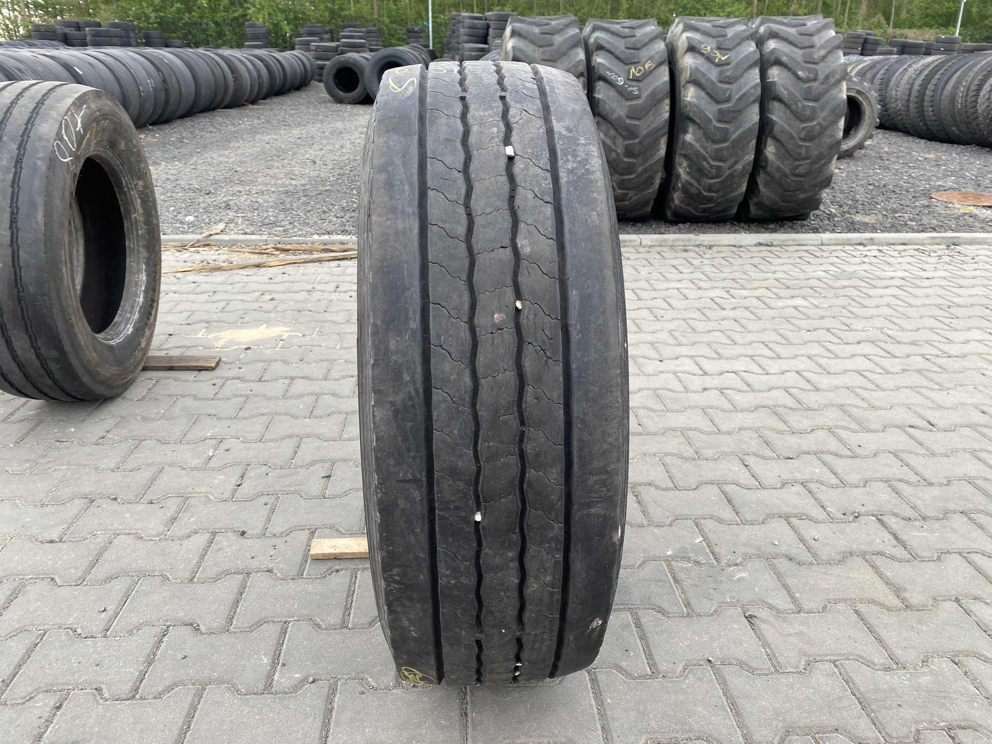 Opona 305/70R19.5 HANKOOK SMART FLEX AH35 Przód 9mm