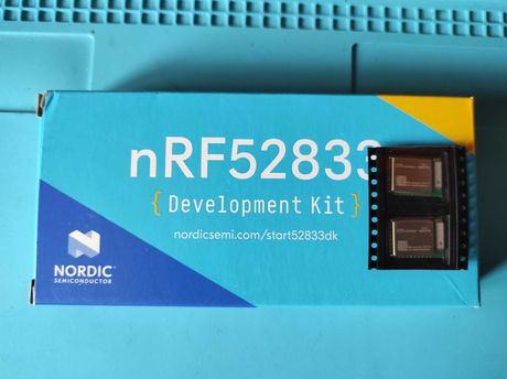 Отладочная плата Nordic nRF52833-DK, nRF52 + 2 модуля nRF52833