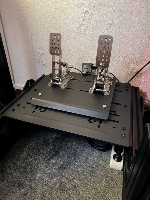 Setup de Sim Racing (Cockpit + Baquet + Volantes + Pedais + Shifter)