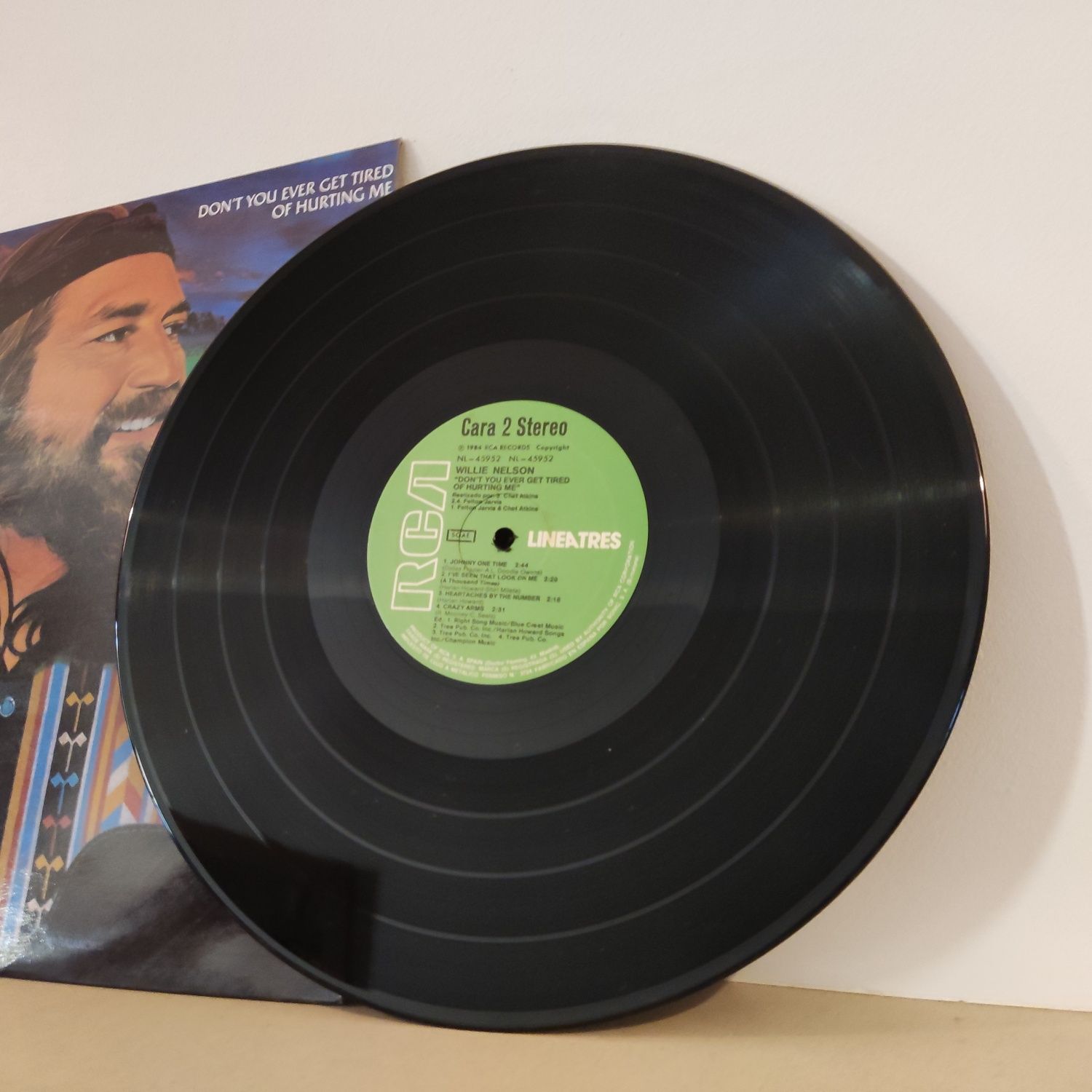 Willie Nelson - Don´t you even get tired of hurting me - Disco
