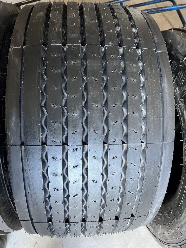 445/45/19.5 R19.5 Michelin Energy XTA2 4шт новые