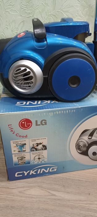 Пилосос LGдля сухого прибирання,без мішка