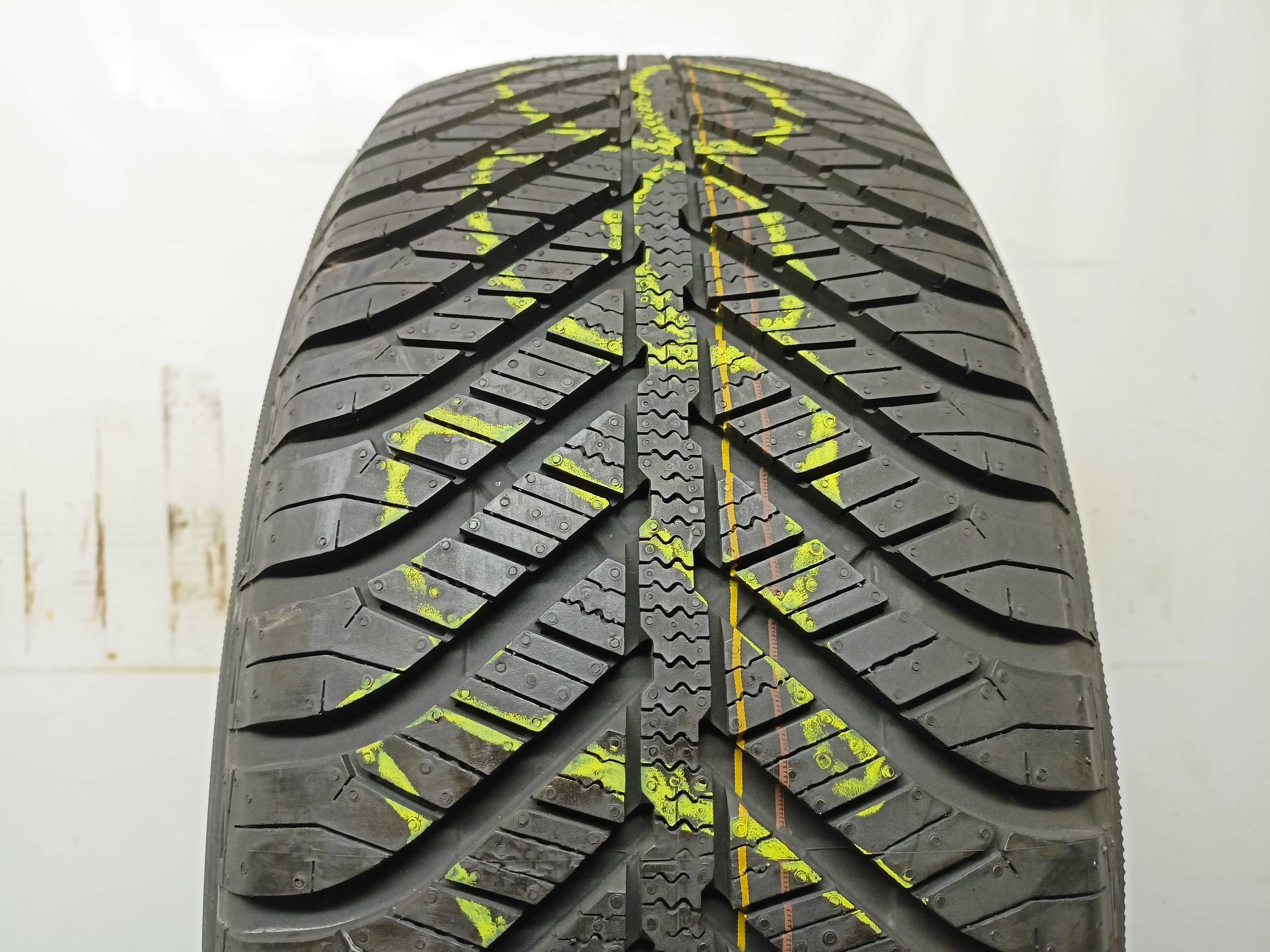 Goodyear Vector4Season 225/55/16 2018r. 99V Nowa (1266)