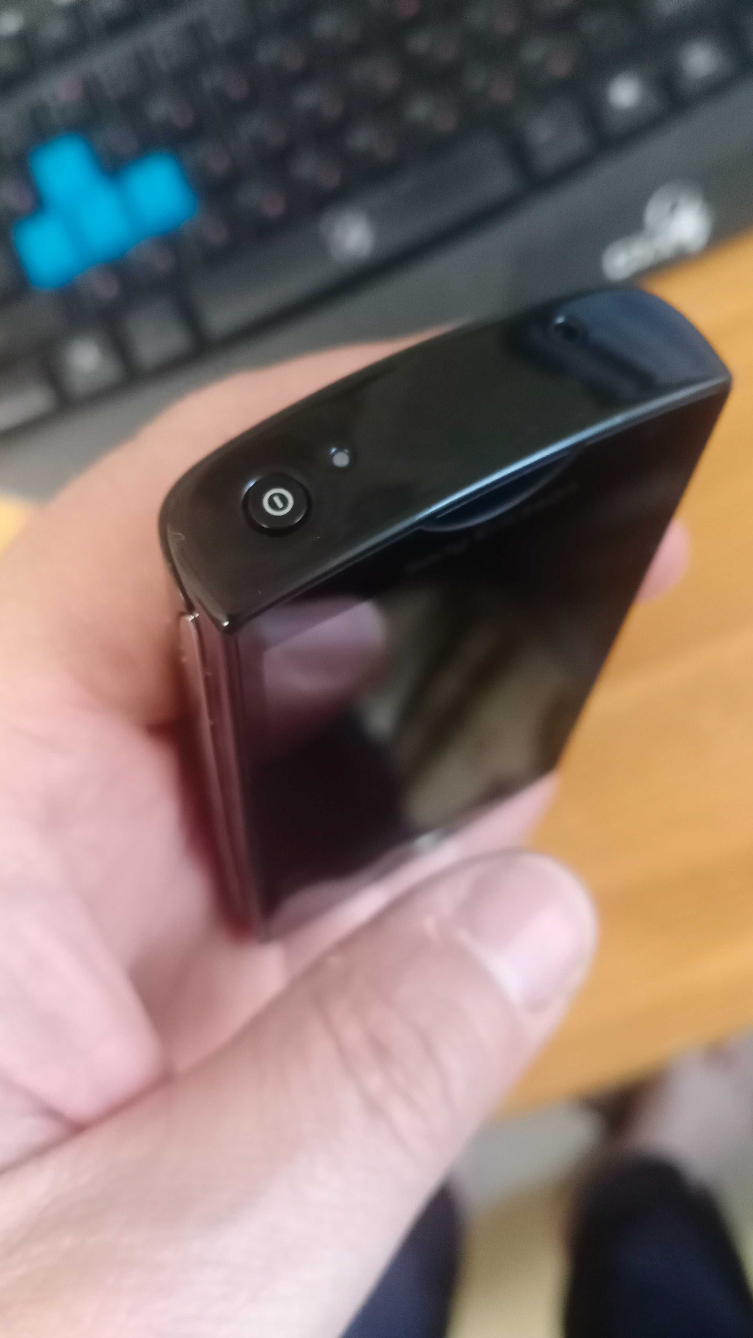 Мобильный телефон Sony Ericsson Xperia Mini ST15i