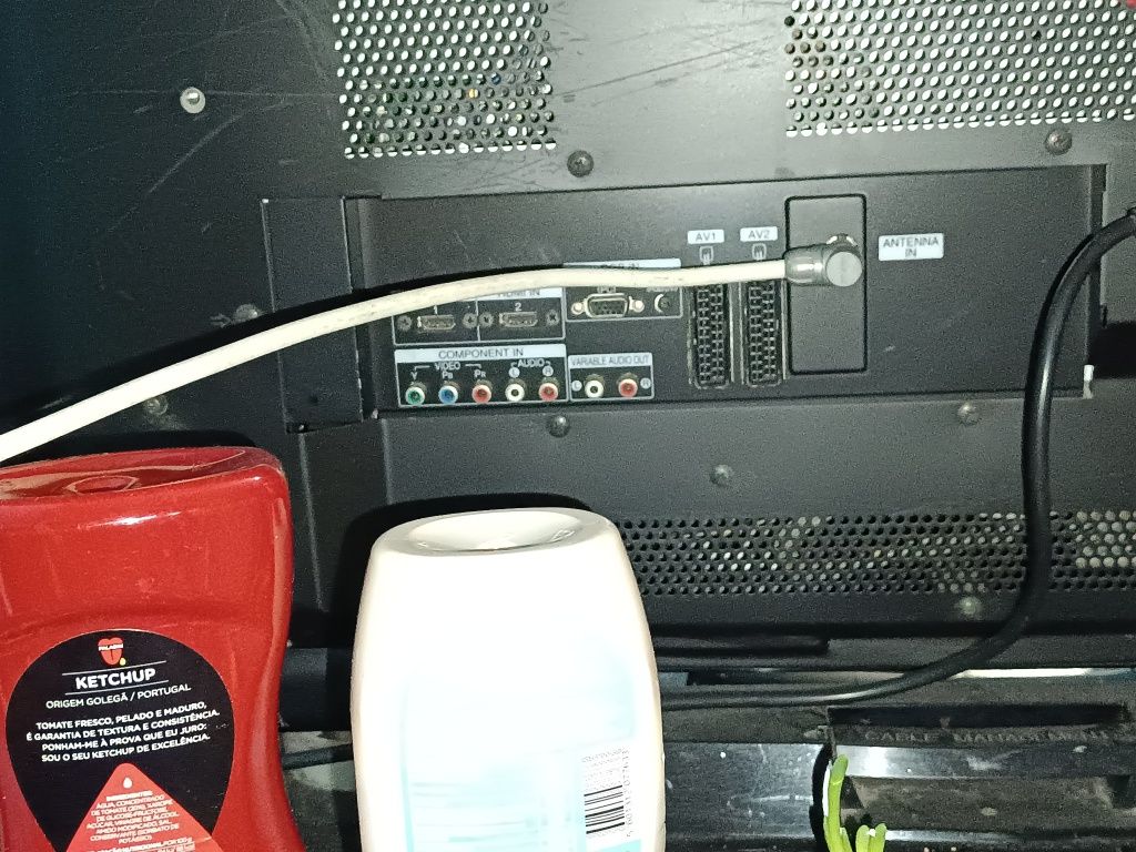 € preço € novos€ (LCD) LG com 1 metro 20cm  só de ecrã  na diagonal
