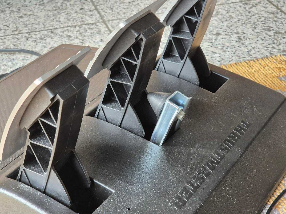 NAJTANIEJ Thrustmaster T300 RS GT Stan idealny
