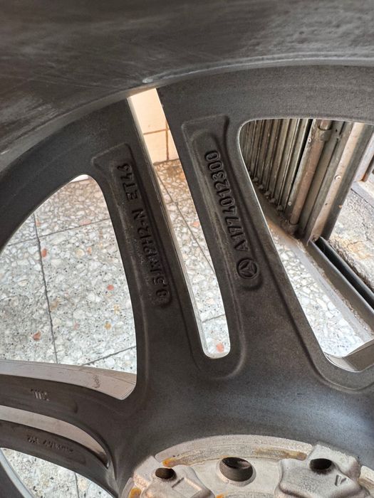 Jantes originais Mercedes 19 A45 amg
