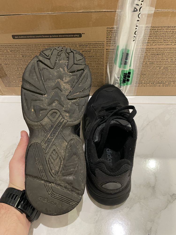 Кросівки Adidas Ozweego