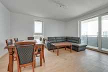 | Penthouse Bastion Wałowa | 17 piętro, parking w garażu w cenie |