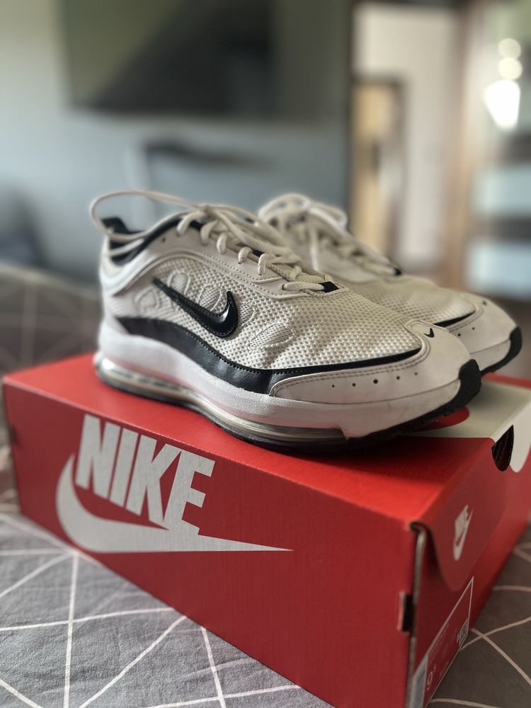 Nike air max plus III
