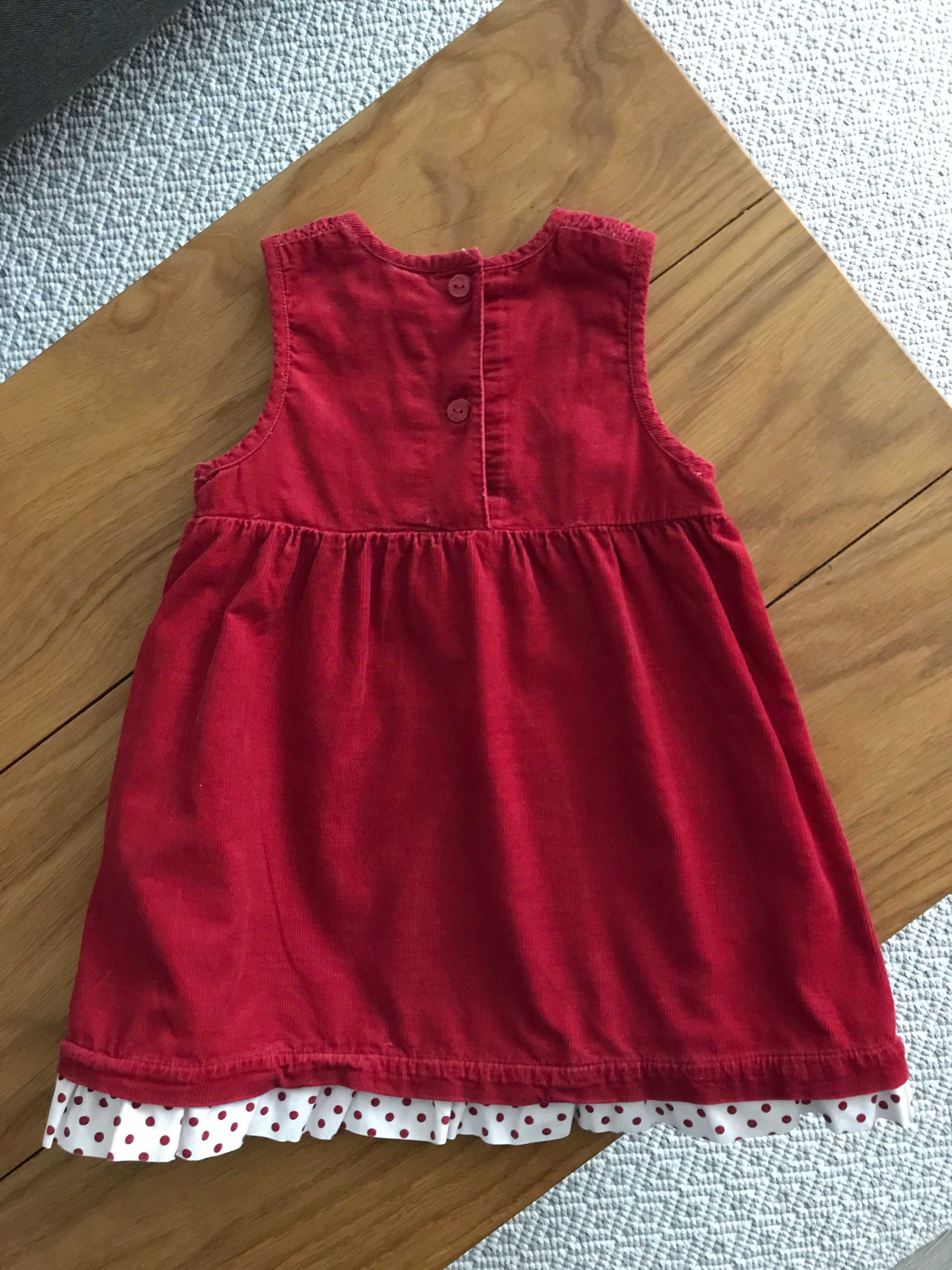 Sukienka czerwona HM 80