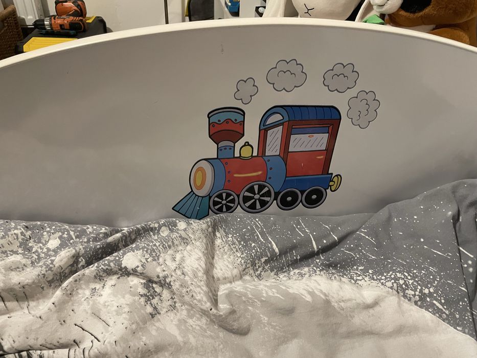 Łóżko + regał dla chłopca