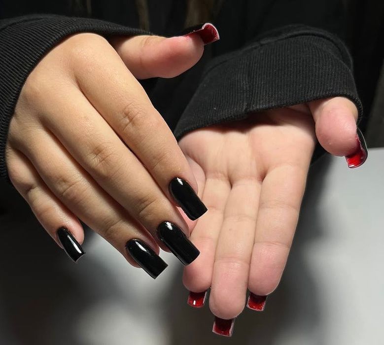 • Манікюр Дніпро