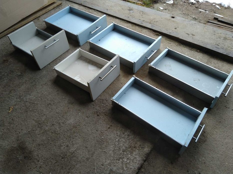 Продам мебельные ящики 6 шт. разных размеров
