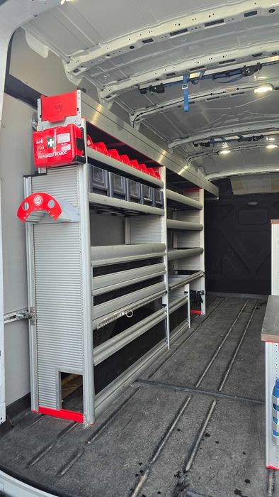 Aluminiowa Zabudowa warsztatowa do dużego busa Transit, Boxer, Master