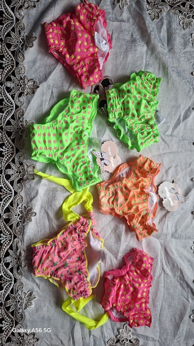 Strój kąpielowy majteczki 0-6 miesięcy.